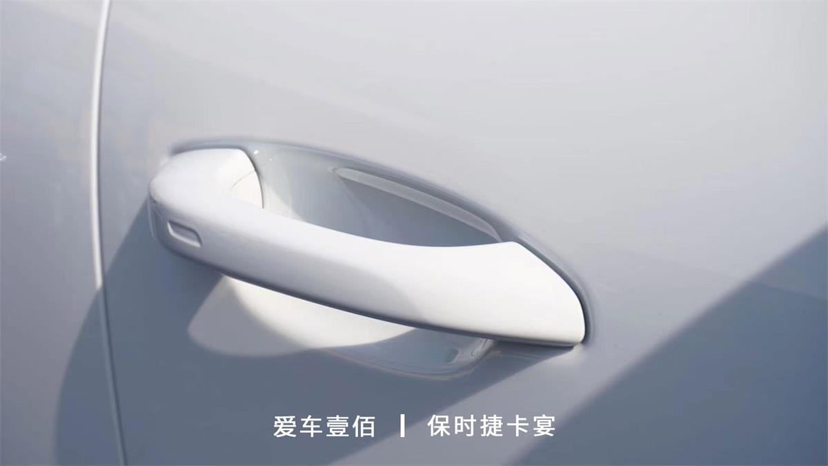 保時捷卡宴【愛車壹佰】施工ROLIPS隱形車衣